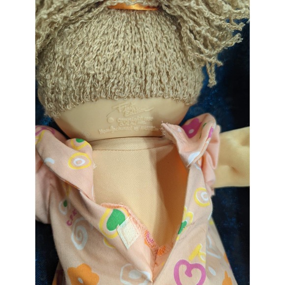 Cabbage Patch Kids First Edition 1990 Doll With Clothes - Picture 4 of 10